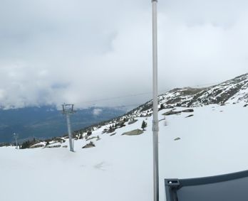 Mont Noble, Bergstation
